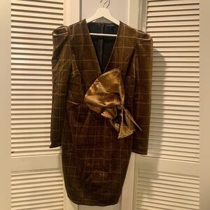 Women’s multi color‎ velvet midi Dress size L